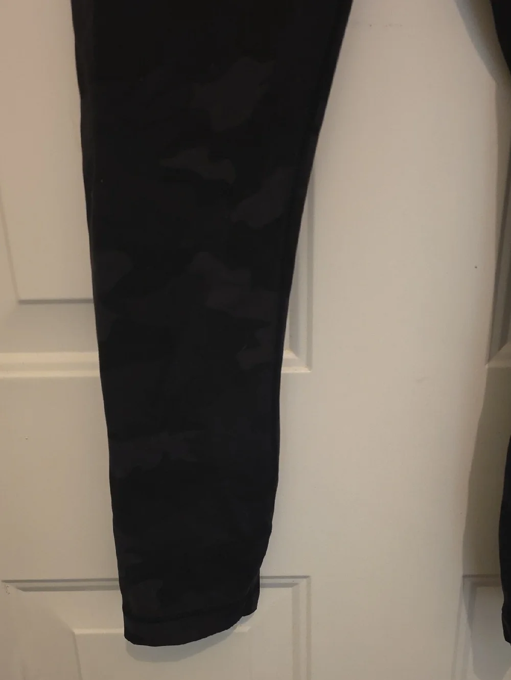 Lululemon Camo Capri